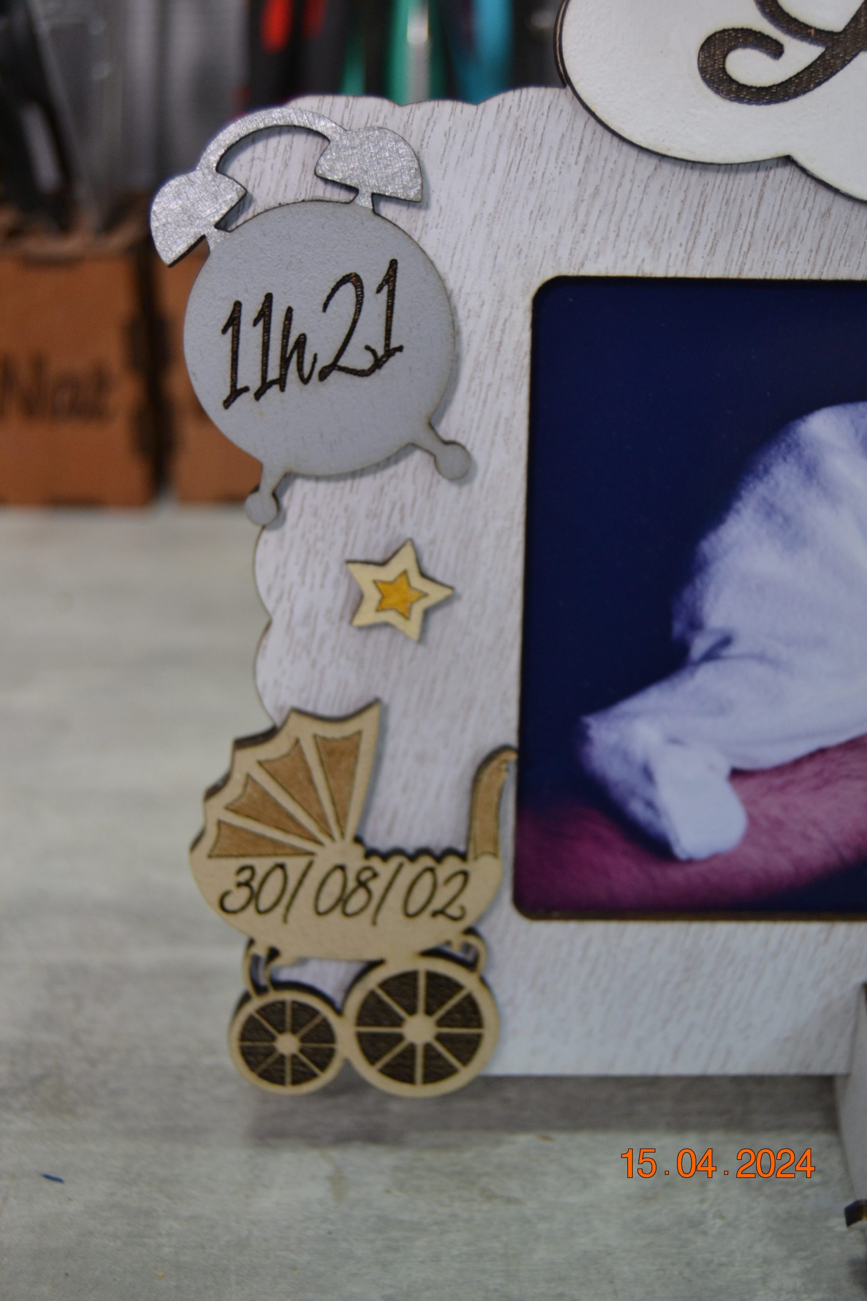 Cadre de naissance modèle fille. – Image 2